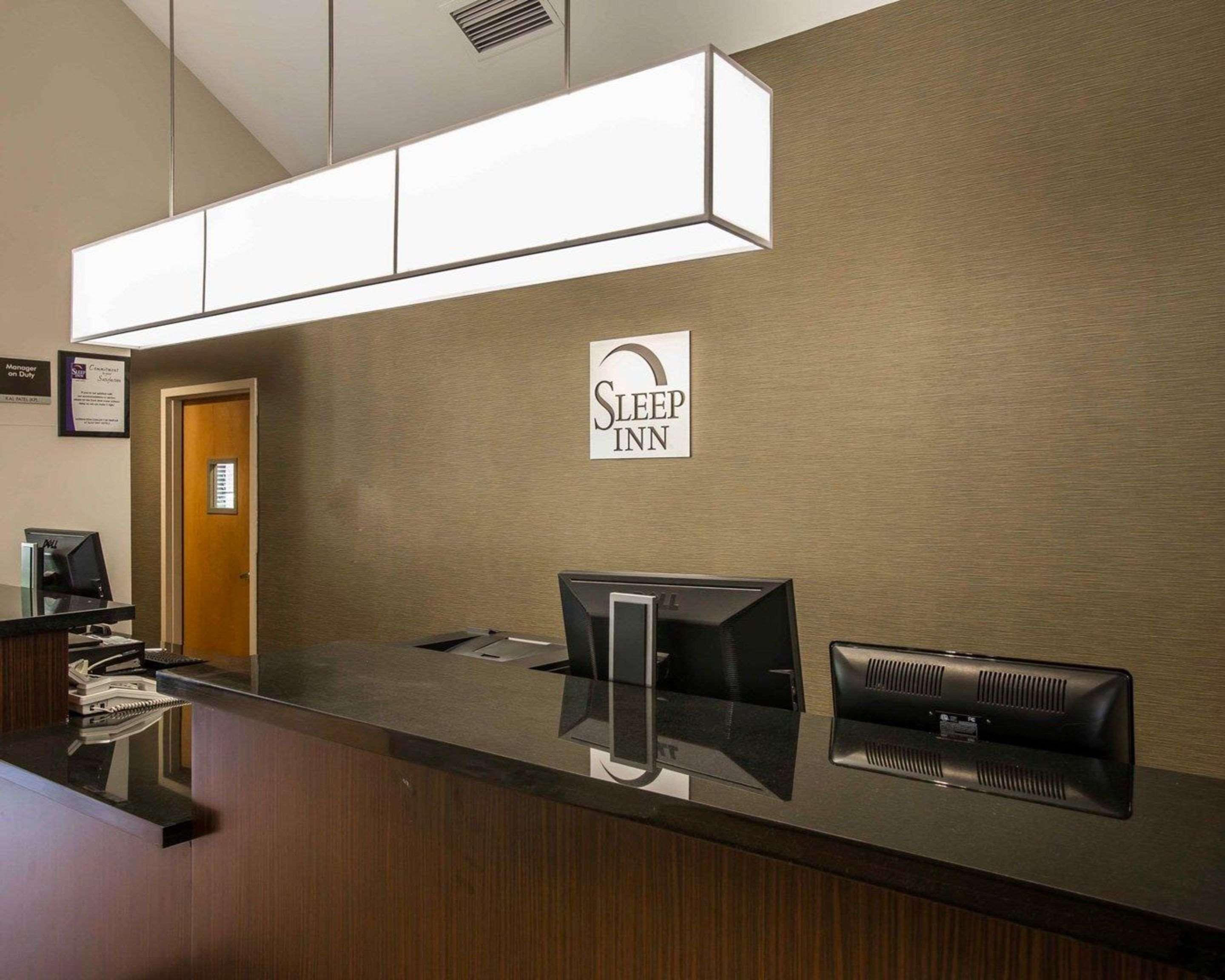 Sleep Inn Greensboro Airport Exterior foto